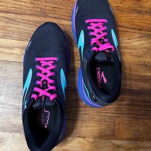 Brooks Women's Black Running Shoes with Pink and Teal Accents